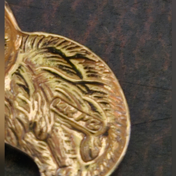 14K Gold Sitting Cat Charm - Picture 5 of 5